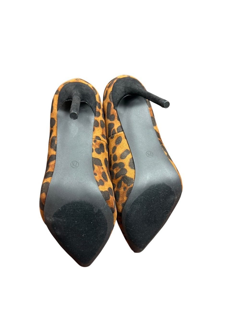 Lulu's Animal Print Stilettos 7.5 - Picture 9 of 14